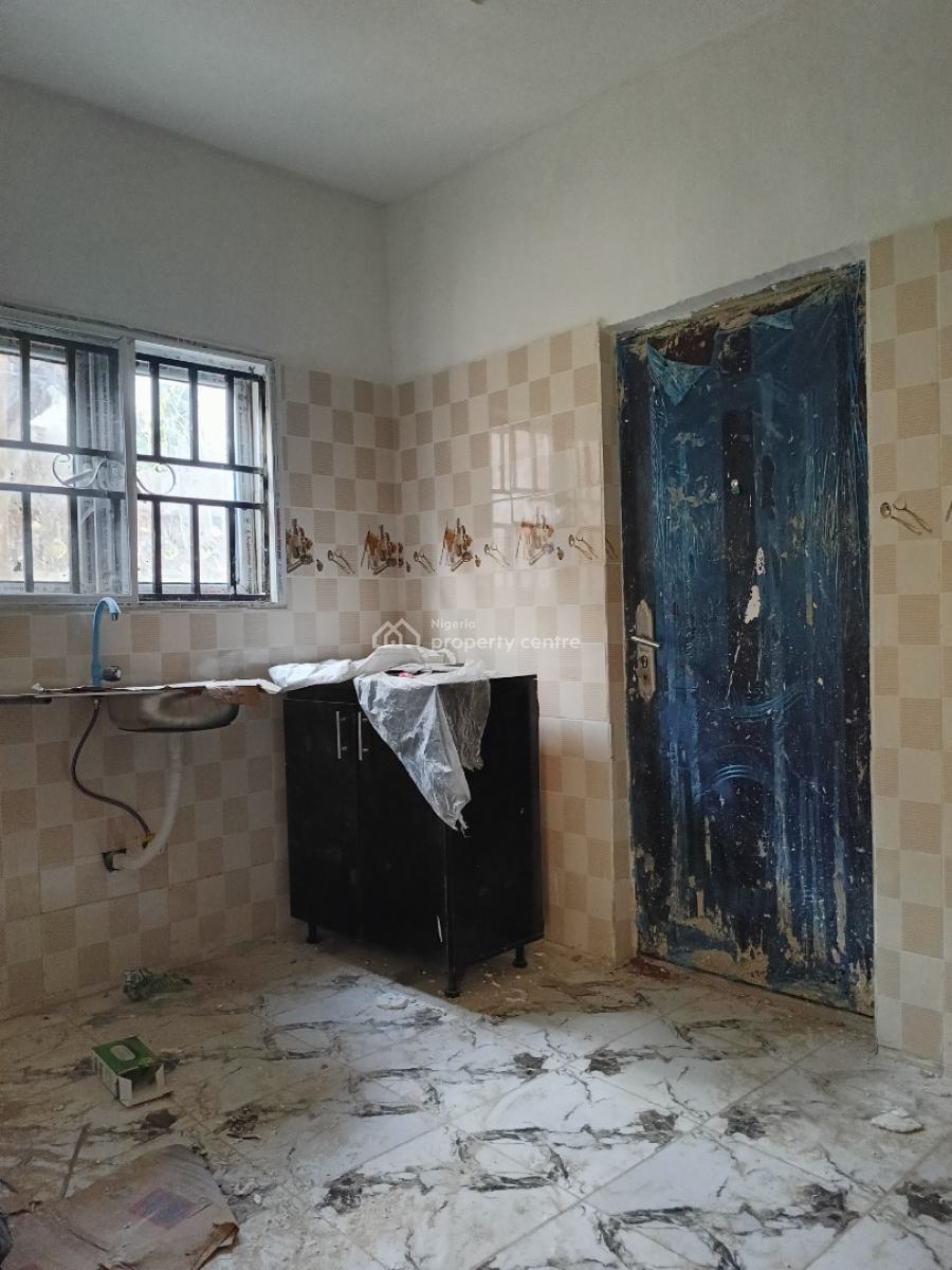 Spacious 1 Bedroom Apartment, Guidna Opposite Nysc Junction Off Kubwa Express Way, Kubwa, Abuja, Flat / Apartment for Rent