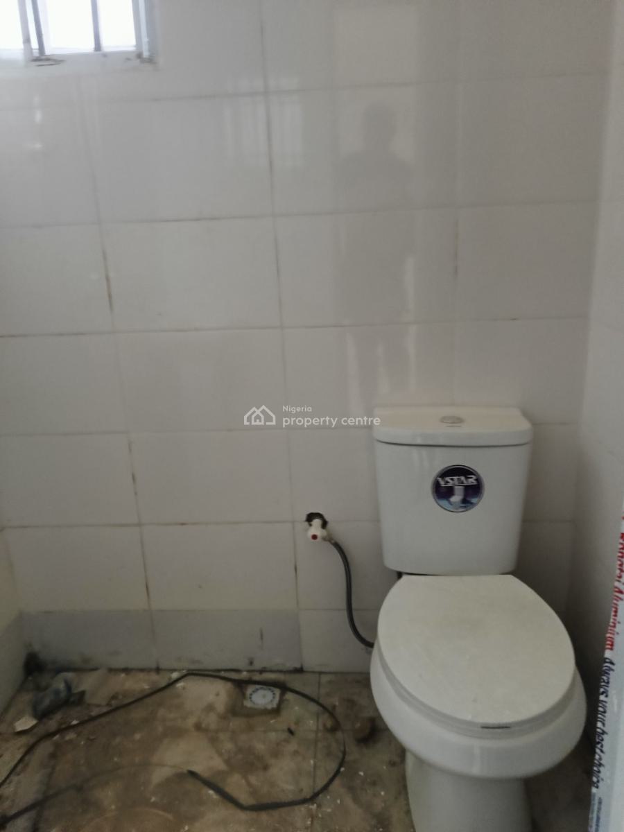 Spacious 1 Bedroom Apartment, Guidna Opposite Nysc Junction Off Kubwa Express Way, Kubwa, Abuja, Flat / Apartment for Rent