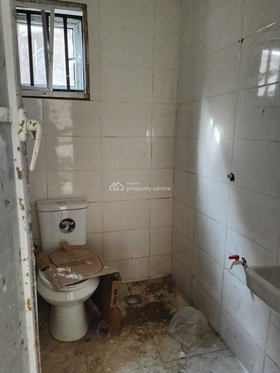 Spacious 2 Bedroom Apartment with 3 Toilets in Kubwa, Guidna Opposite Nysc Junction Off Kubwa Express Way, Kubwa, Abuja, Flat / Apartment for Rent
