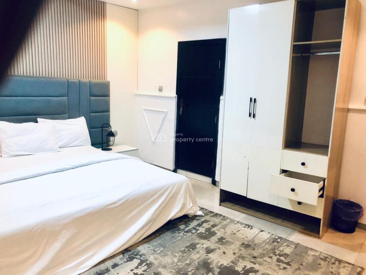 Beautiful 2 Bedroom Apartment, Onike Yaba, Yaba, Lagos, Mini Flat (room and Parlour) Short Let