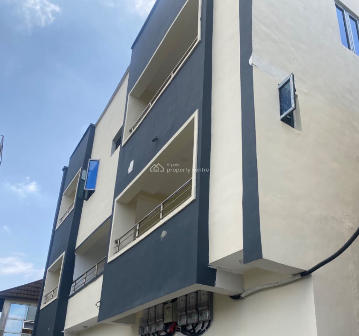 an Executive Two Bedroom Flat, Silver Court Olokonla Lagos Business Schools Ajah, Lekki, Lagos, Flat / Apartment for Rent