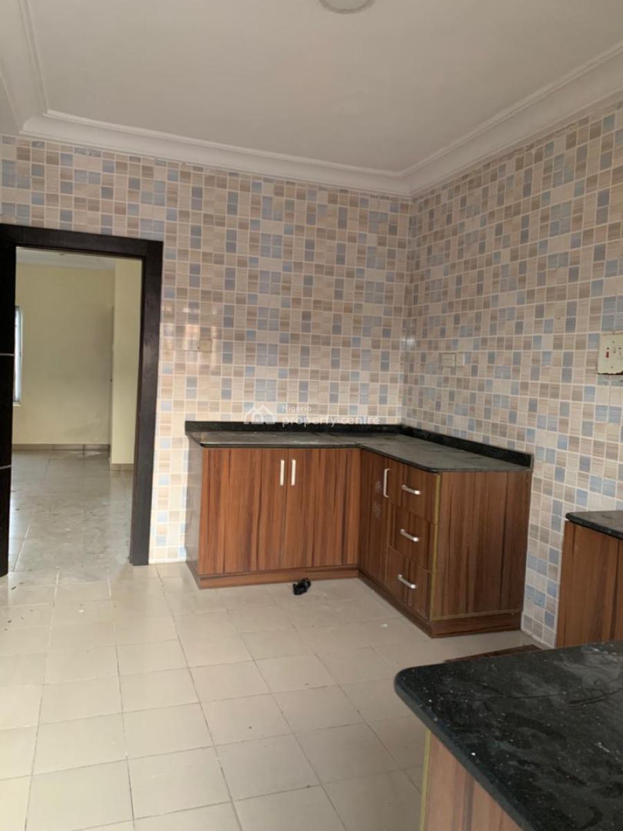 3 Bedroom Apartment, Ilaje, Ajah, Lagos, Flat / Apartment for Rent