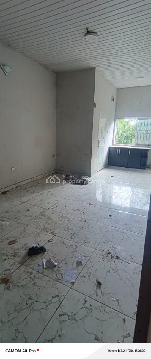 Self Contain Room Upstairs, Chevron, Lekki, Lagos, Self Contain (single Rooms) for Rent