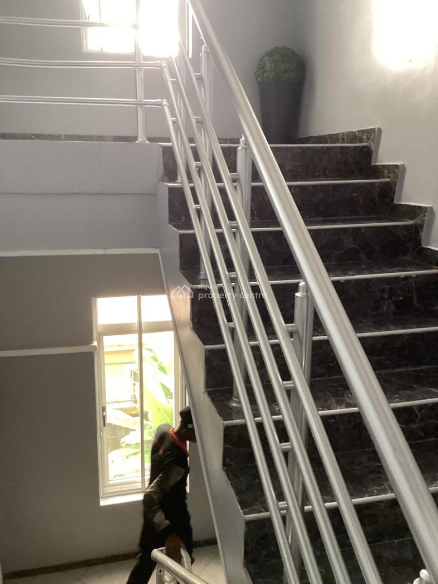 Furnished 2bedroom Flat Ensuit Upstairs, Old Ikoyi, Ikoyi, Lagos, Flat / Apartment for Rent