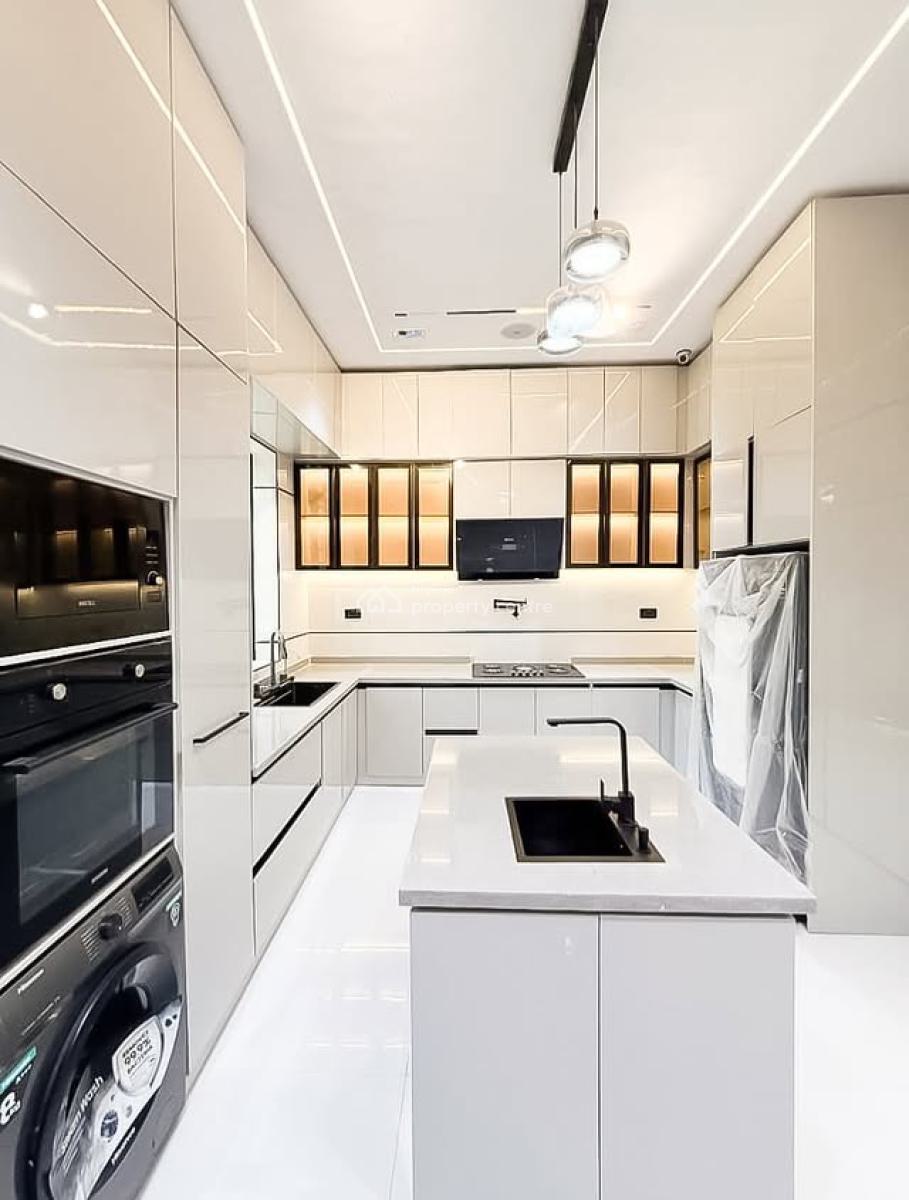 Stunning 5 Bedroom Detached Duplex with Swimming Pool and Bq, Chevron, Lekki, Lagos, Detached Duplex for Sale