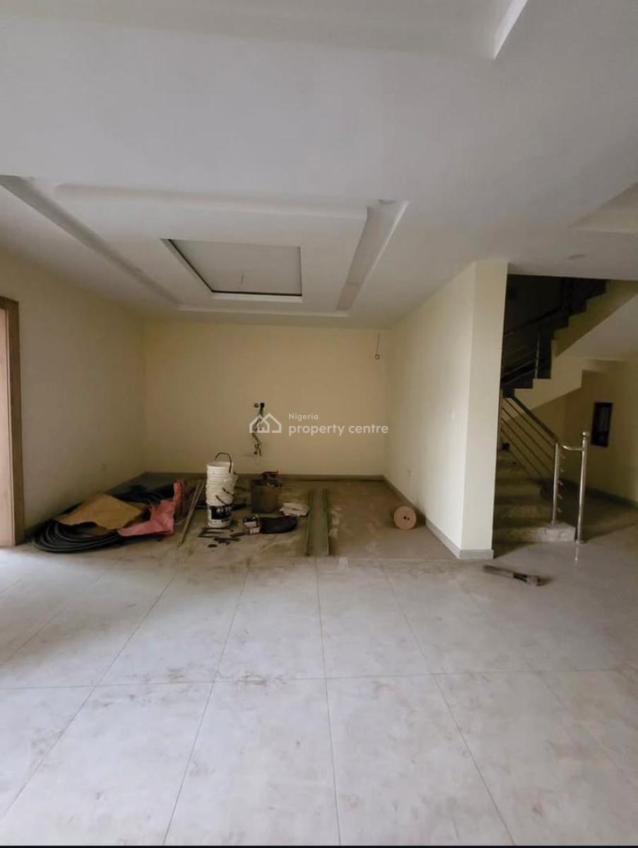 Standard 4 Bedroom Terrace Duplex with Bq, Maitama District, Abuja, Terraced Duplex for Sale