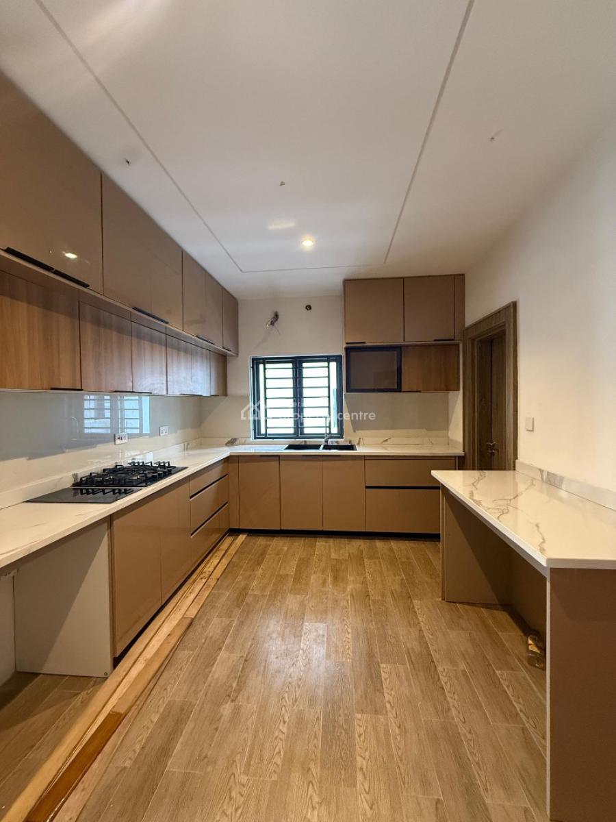 Luxury Triplex with Basement, Kolapo Ishola Gra, Akobo, Ibadan, Oyo, House for Sale