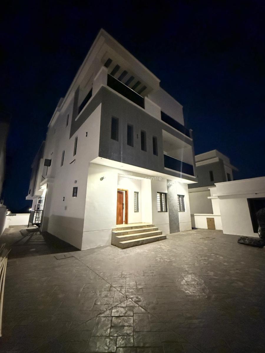 Luxury 4 Bedroom Triplex with 2 Bedroom Basement, Kolapo Ishola Gra, Akobo, Ibadan, Oyo, House for Sale