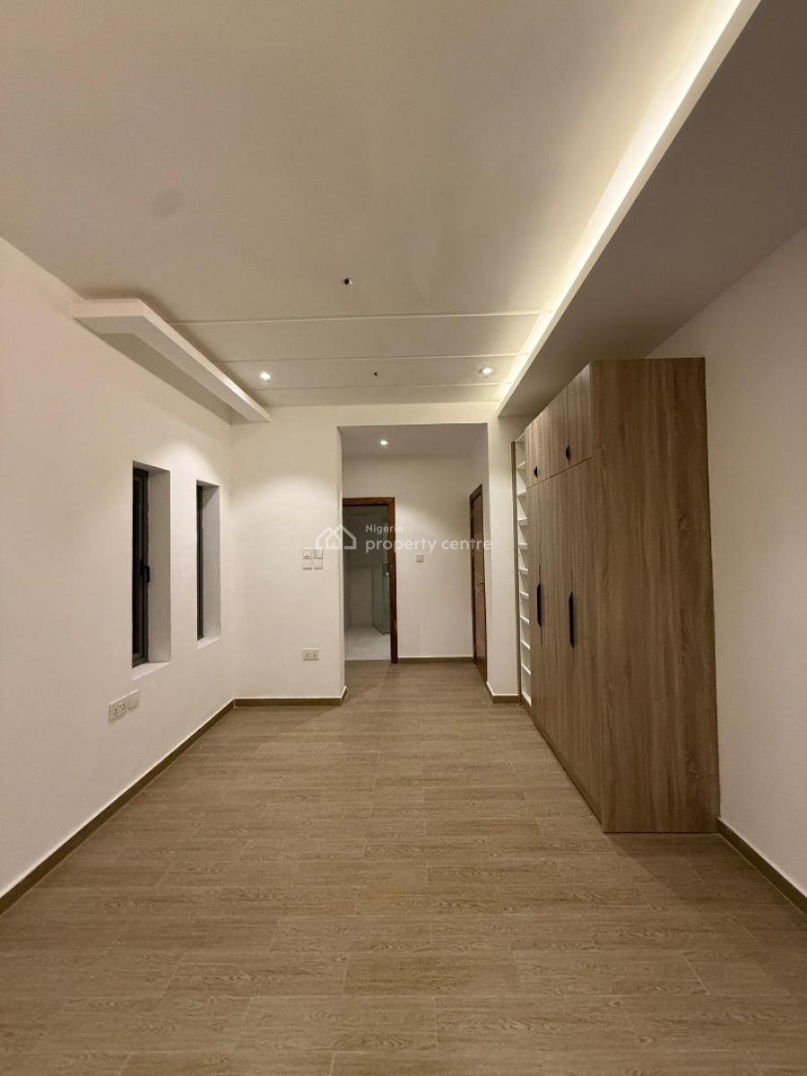 Luxury 4 Bedroom Triplex with 2 Bedroom Basement, Kolapo Ishola Gra, Akobo, Ibadan, Oyo, House for Sale