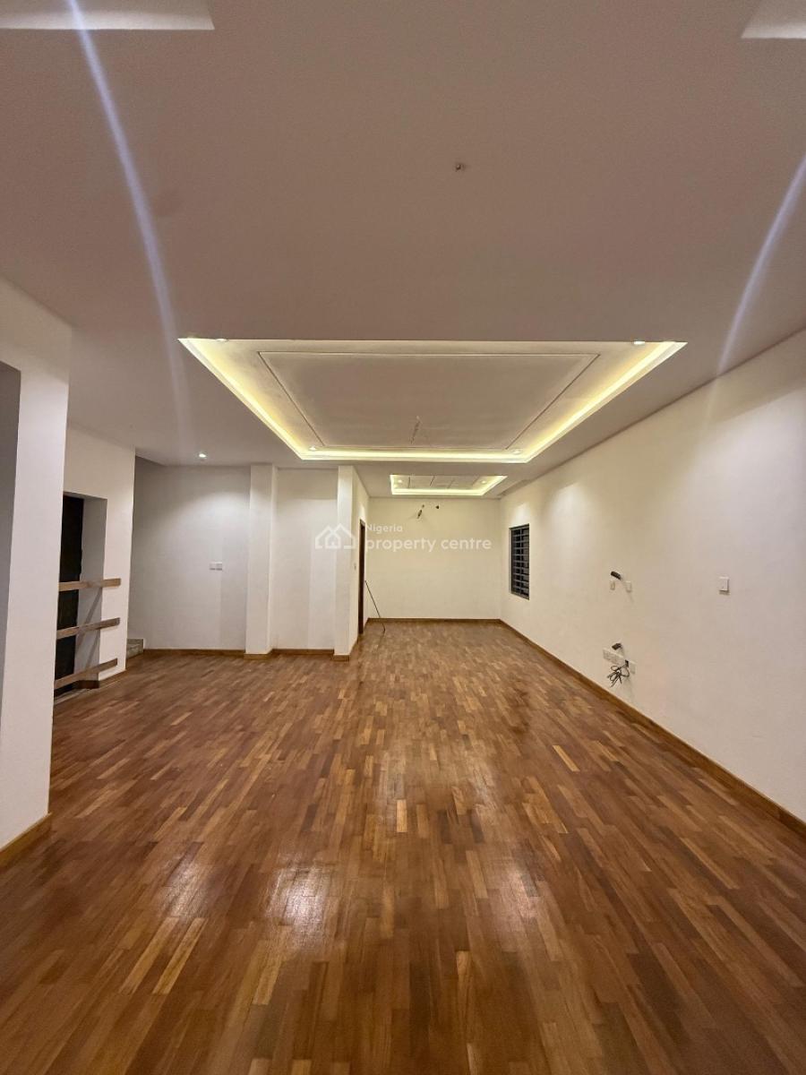 Luxury 4 Bedroom Triplex with 2 Bedroom Basement, Kolapo Ishola Gra, Akobo, Ibadan, Oyo, House for Sale