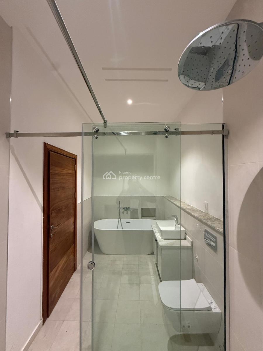 Luxury 4 Bedroom Triplex with 2 Bedroom Basement, Kolapo Ishola Gra, Akobo, Ibadan, Oyo, House for Sale