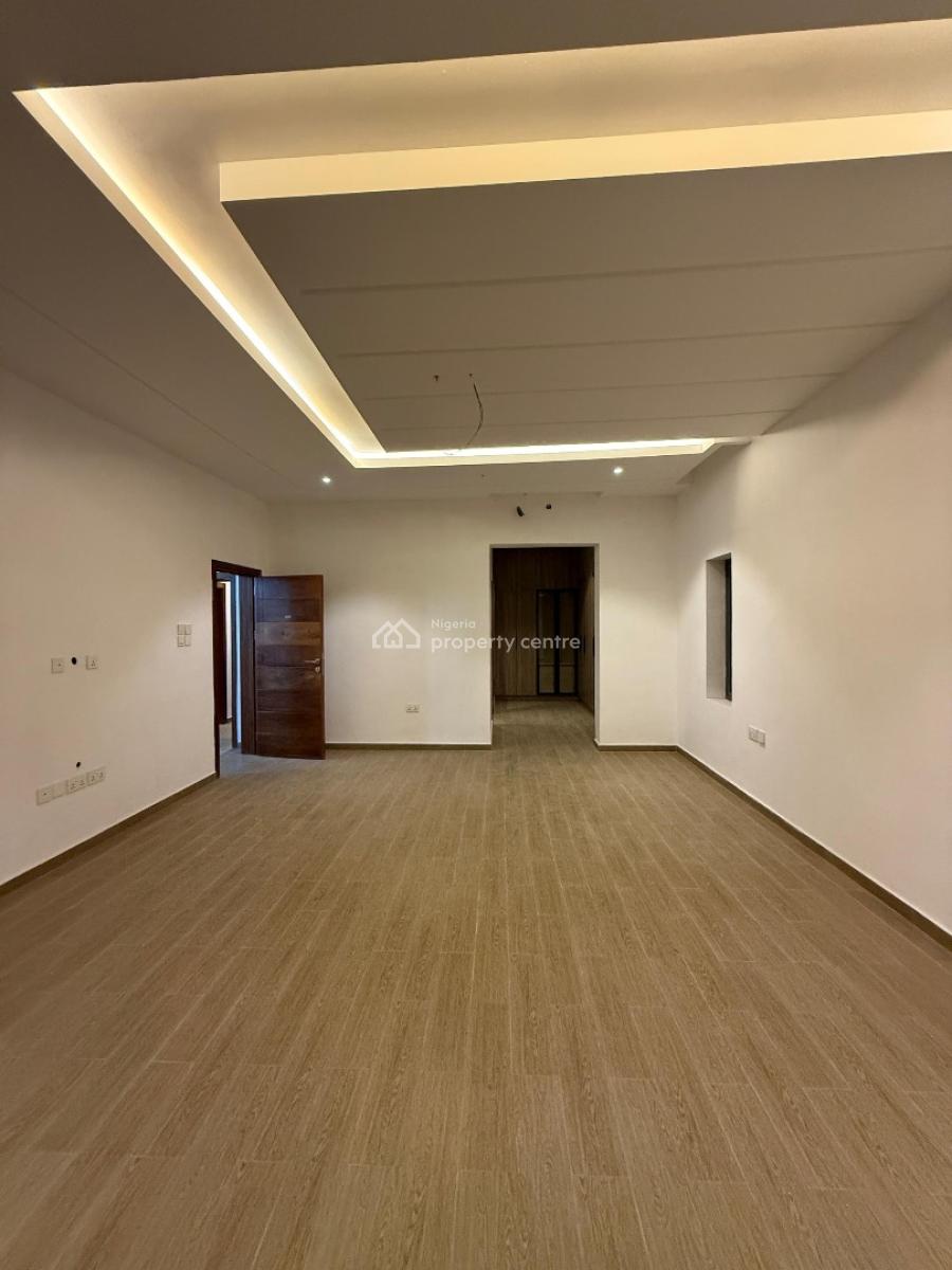 Luxury 4 Bedroom Triplex with 2 Bedroom Basement, Kolapo Ishola Gra, Akobo, Ibadan, Oyo, House for Sale