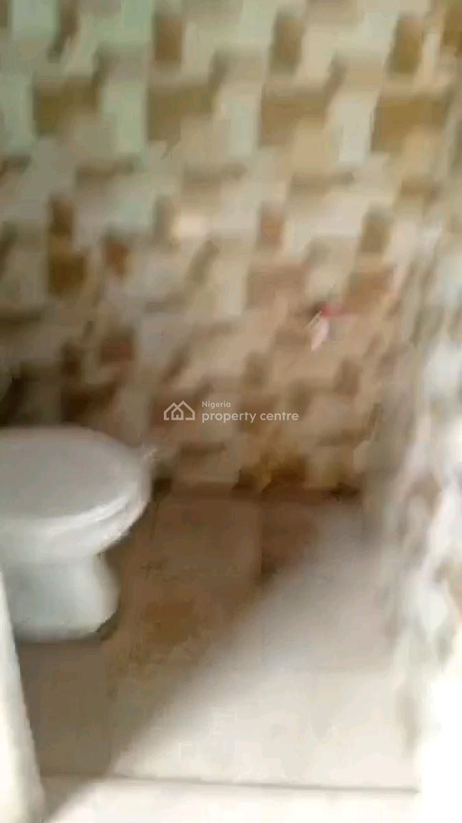 2 Bedroom Flat at Adekunle Yaba, Adekunle, Yaba, Lagos, Flat / Apartment for Rent