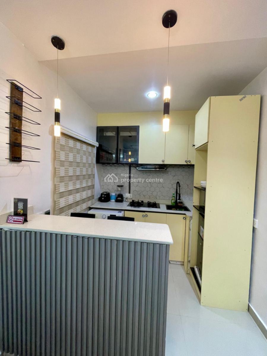 Super Cozy One Bedroom Apartment, Admiralty Way, Lekki Phase 1, Lekki, Lagos, Mini Flat (room and Parlour) Short Let