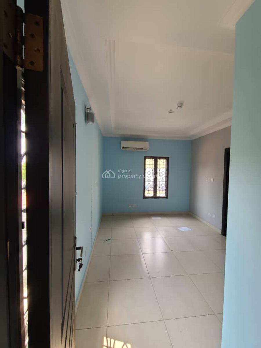 4 Units of 3 Bedrooms Apartment with Bq, Off Admiralty Way, Lekki Phase 1, Lekki, Lagos, Flat / Apartment for Rent