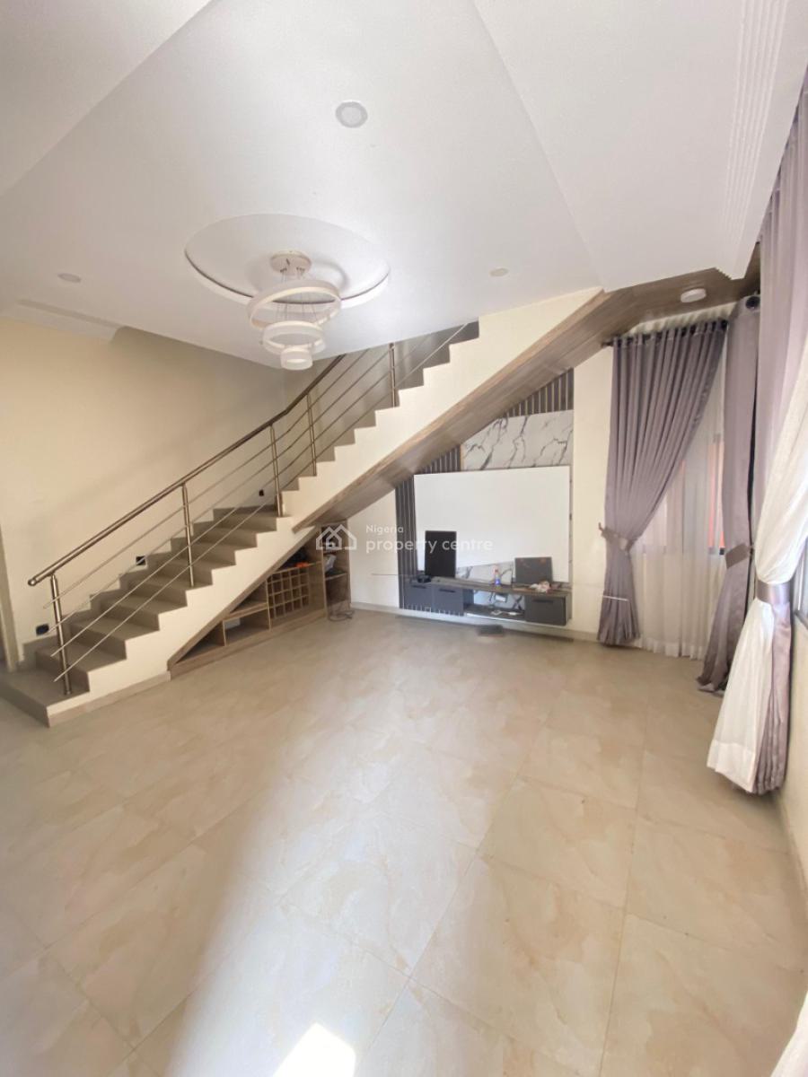 4 Bedroom Semi Detached Duplex with Bq Available at Ologolo, Ologolo, Ologolo, Lekki, Lagos, Semi-detached Duplex for Sale