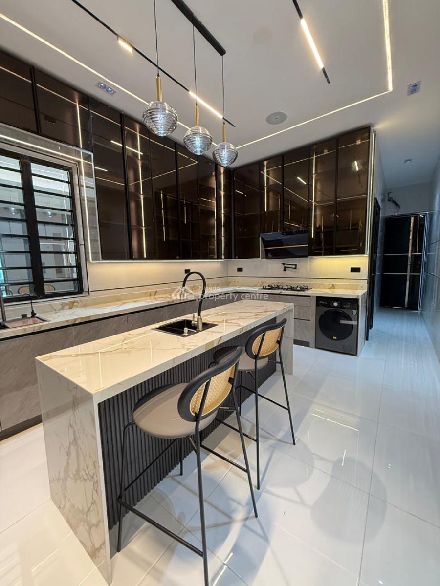 Luxury Spacious 5 Bedroom Detached Duplex with Pool and Cinema, Chevron Lekki, Lekki, Lagos, Detached Duplex for Sale