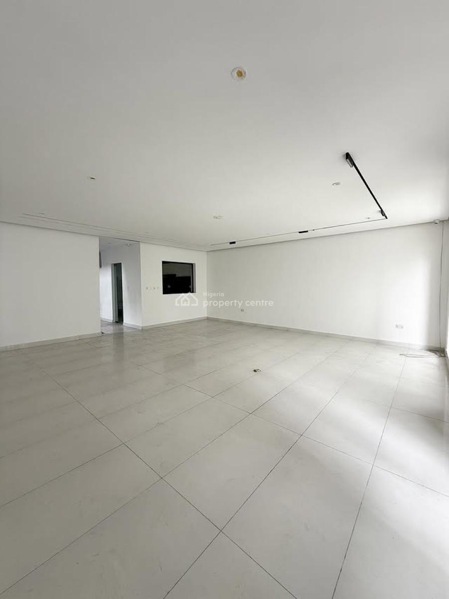 Lovely 4 Bedroom Penthouse with Swimming Pool and Bq, Lekki Phase 1, Lekki, Lagos, Detached Duplex for Sale