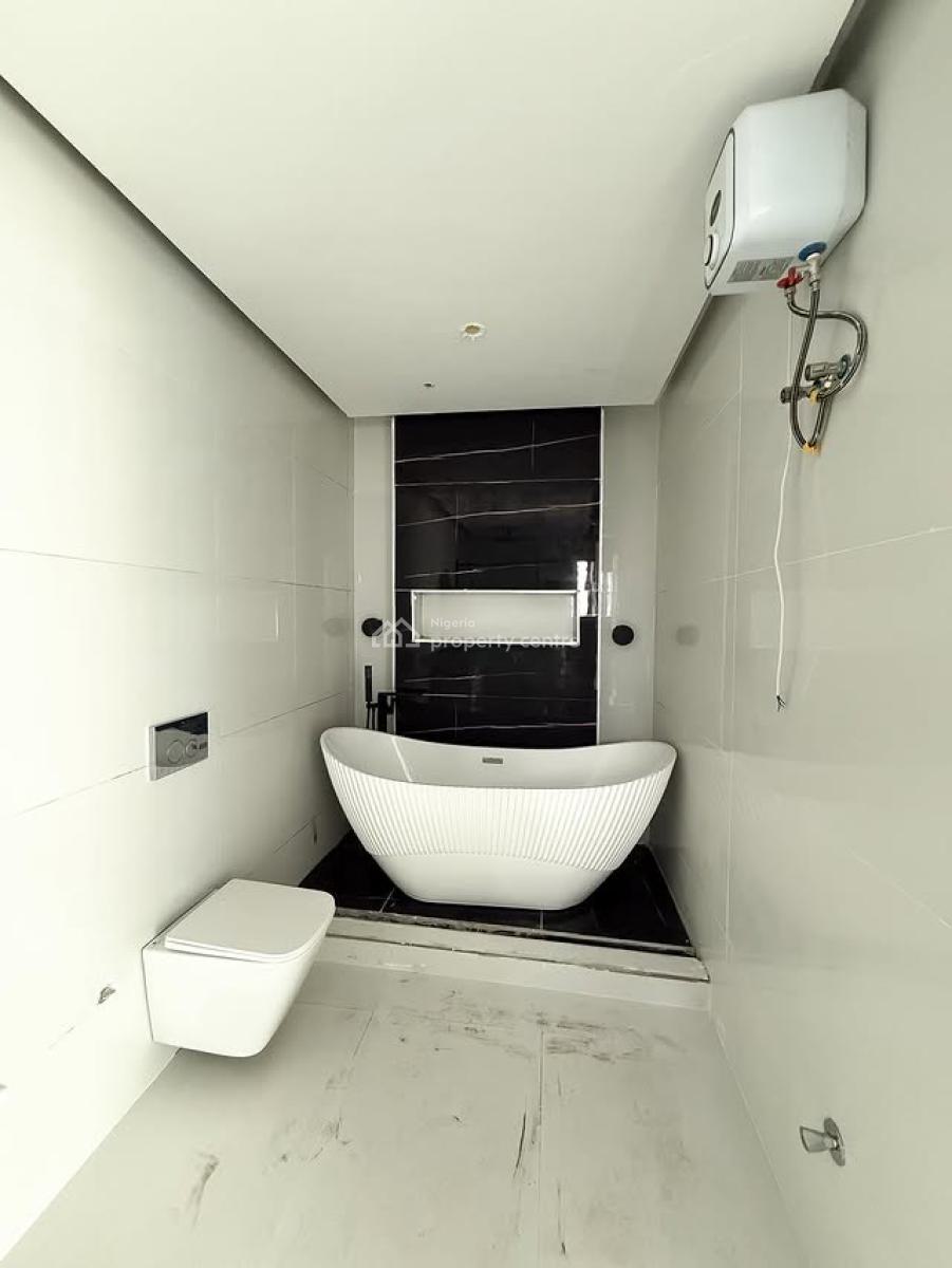 Lovely 4 Bedroom Penthouse with Swimming Pool and Bq, Lekki Phase 1, Lekki, Lagos, Detached Duplex for Sale