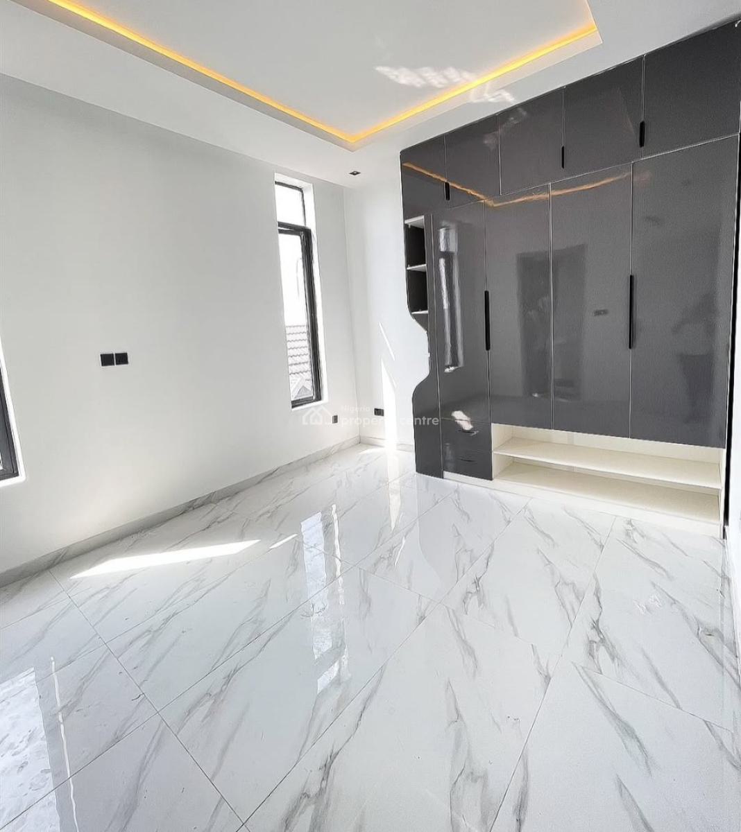 Luxury 6 Bedroom Fully Detached Dupex, Ikota, Lekki, Lagos, Detached Duplex for Sale