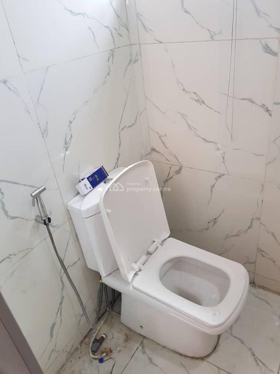 Well Maintained 4 Bedroom Terrace Duplex in a Serene & Secured Area, Orchid Road Btr, Lekki, Lagos, Terraced Duplex for Rent