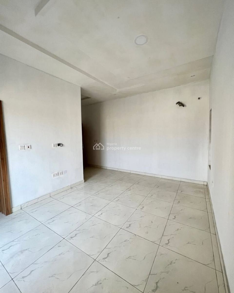 Tastefully Finished 2 Bedroom Apartment, Off Freedom Way, Lekki Phase 1, Lekki, Lagos, Block of Flats for Sale