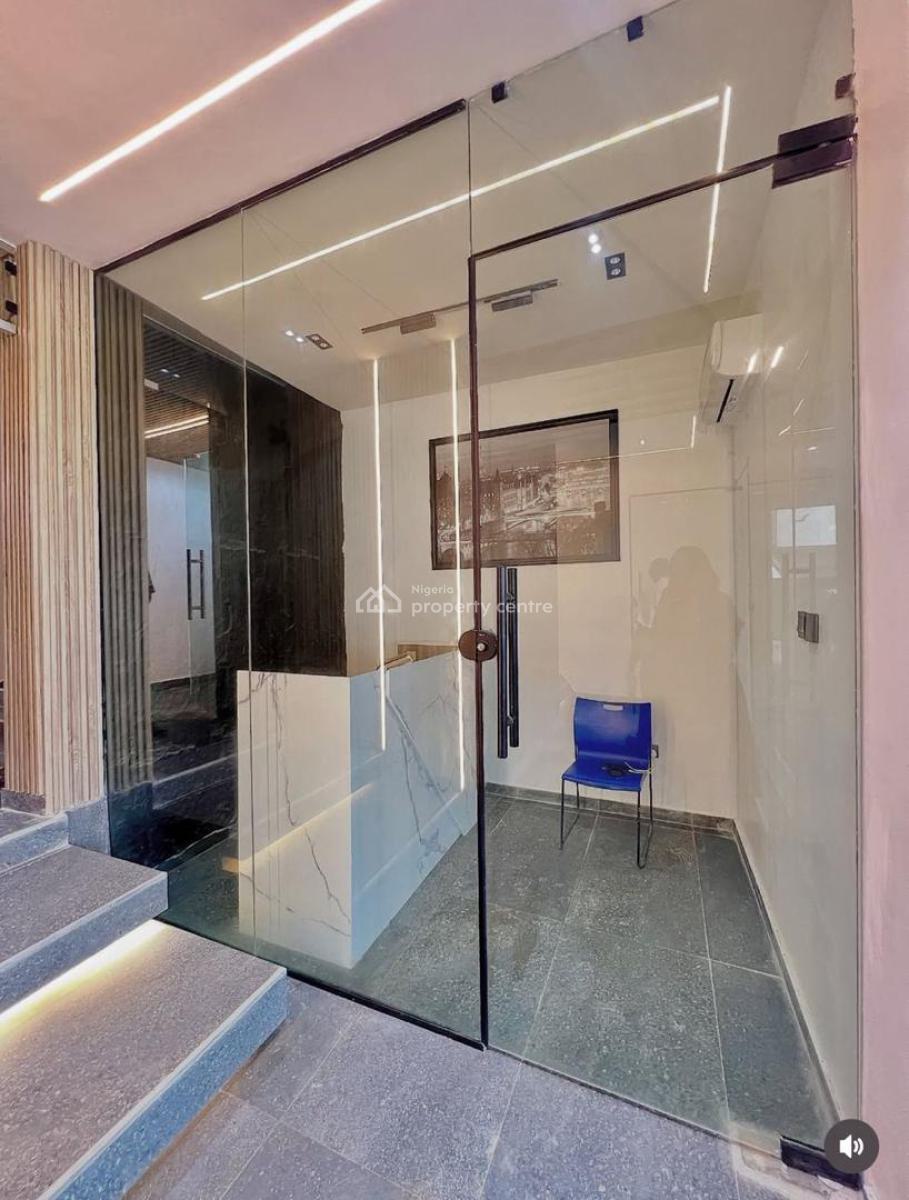 Luxury 3  Bedroom Apartment with Bq  Swimming Pool, Ikate, Lekki, Lagos, Block of Flats for Sale