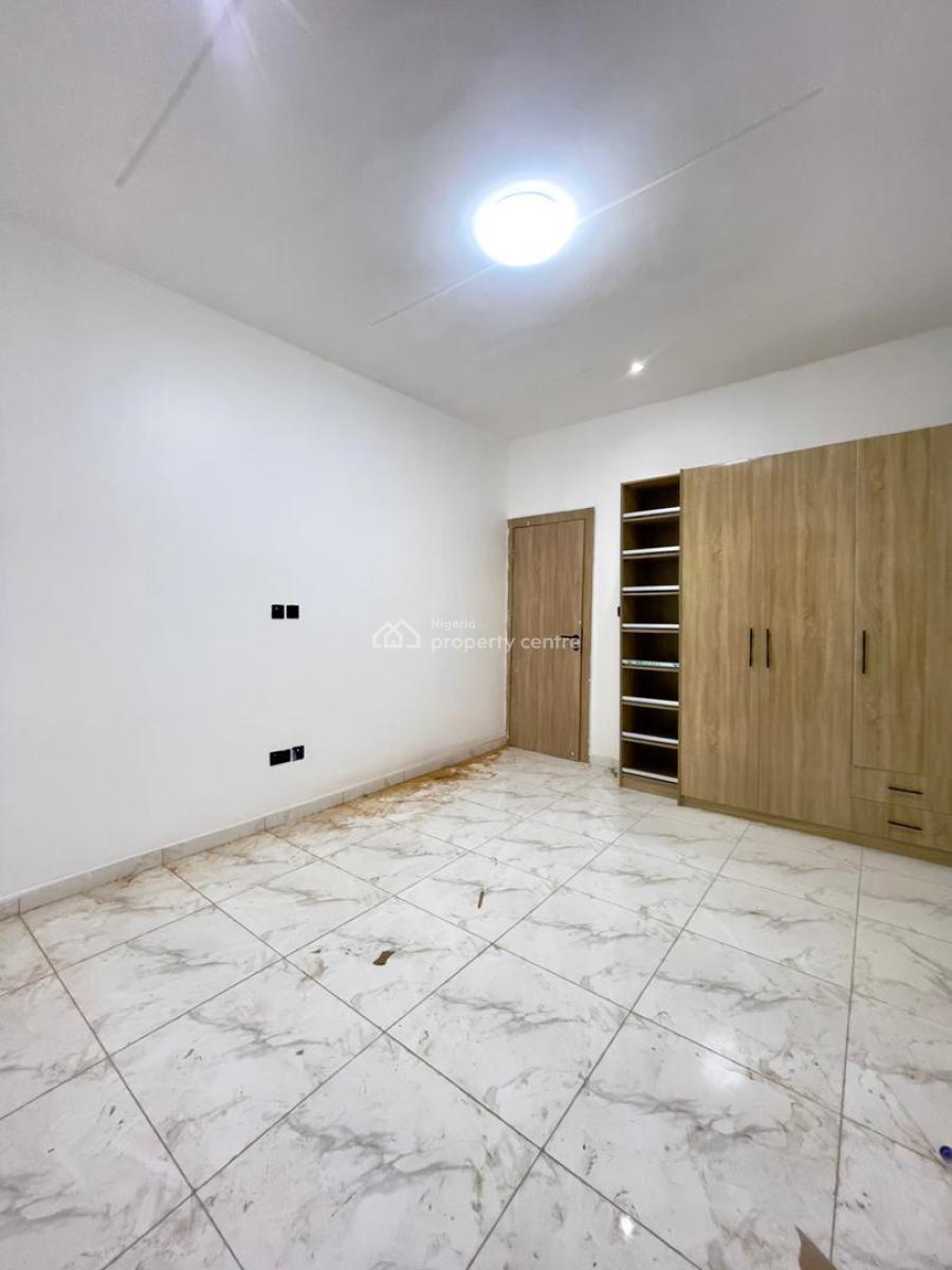 2 Bedroom Apartment, Ologolo, Lekki, Lagos, Flat / Apartment for Sale