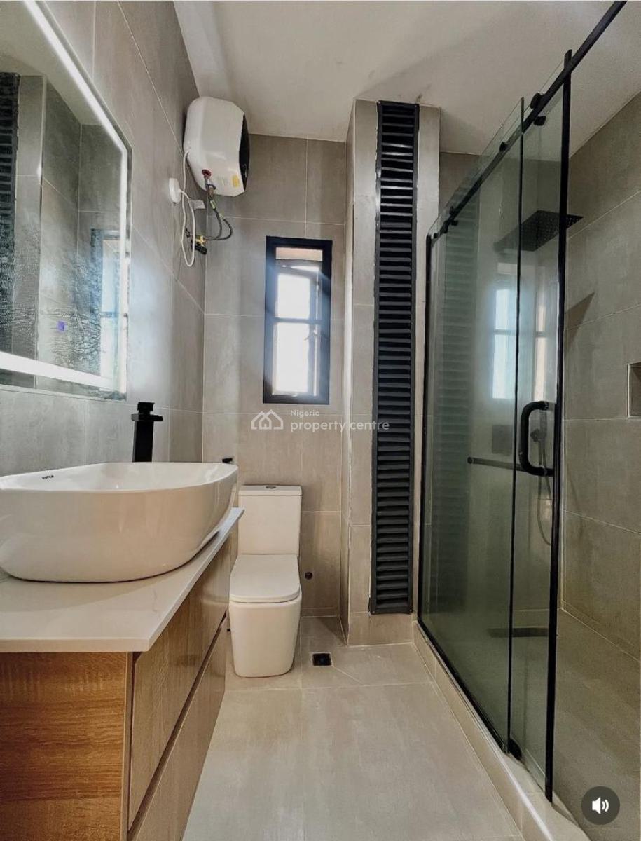 Luxury 2bedroom Apartment with Bq and Swimming Pool, Ikate, Lekki Phase 2, Lekki, Lagos, Block of Flats for Sale