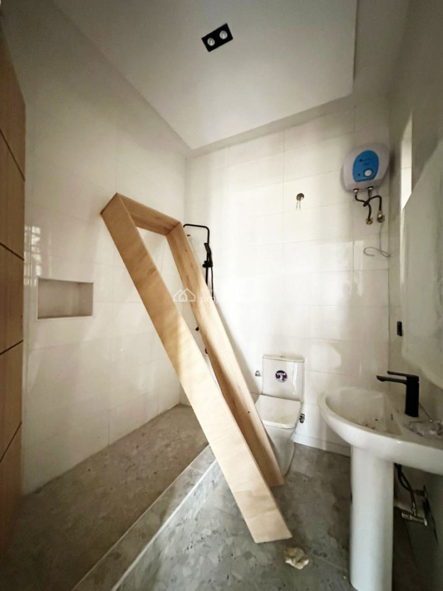 2 Bedroom Apartment with Bq, Ikate, Lekki, Lagos, Block of Flats for Sale