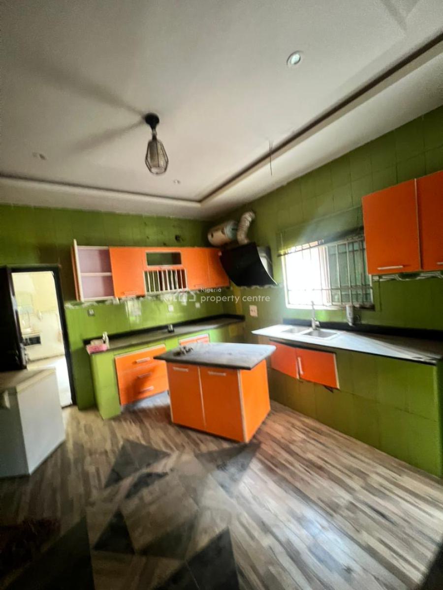 Standard 4bedroom Duplex with 2bed Bq and a Gym House, in an Estate at Gwarinpa Extension, Gwarinpa, Abuja, Detached Duplex for Rent