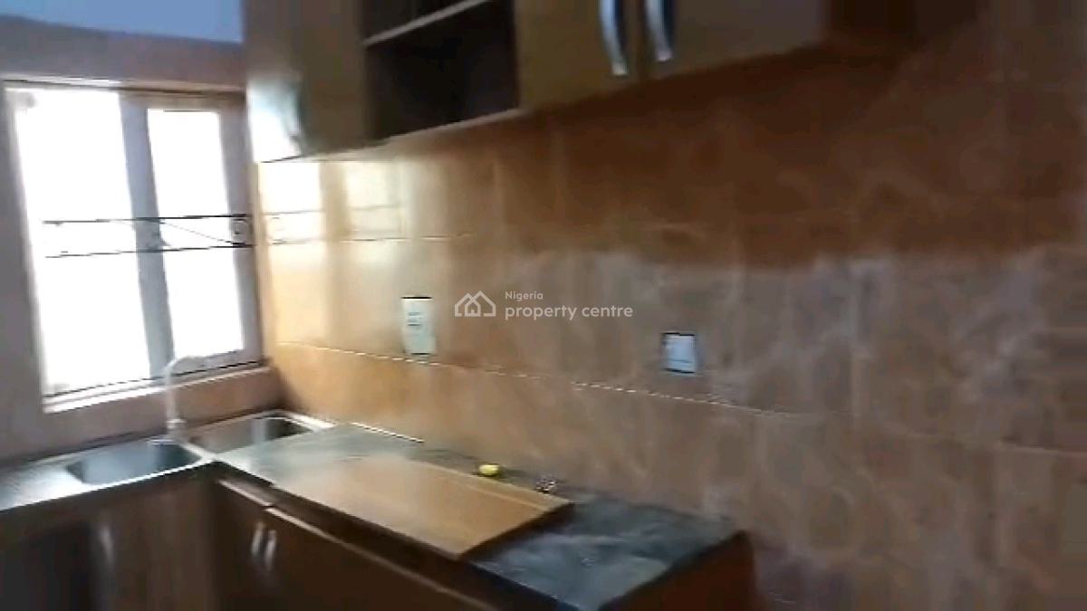 a Very Sharp 3bedroom Flat, Akeem Shopeju Close at Rogo Bus Stop, Obawole, Ogba, Ikeja, Lagos, Flat / Apartment for Rent