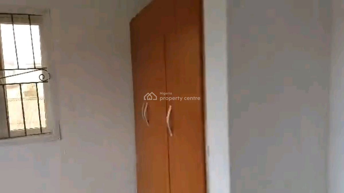 a Very Sharp 3bedroom Flat, Akeem Shopeju Close at Rogo Bus Stop, Obawole, Ogba, Ikeja, Lagos, Flat / Apartment for Rent