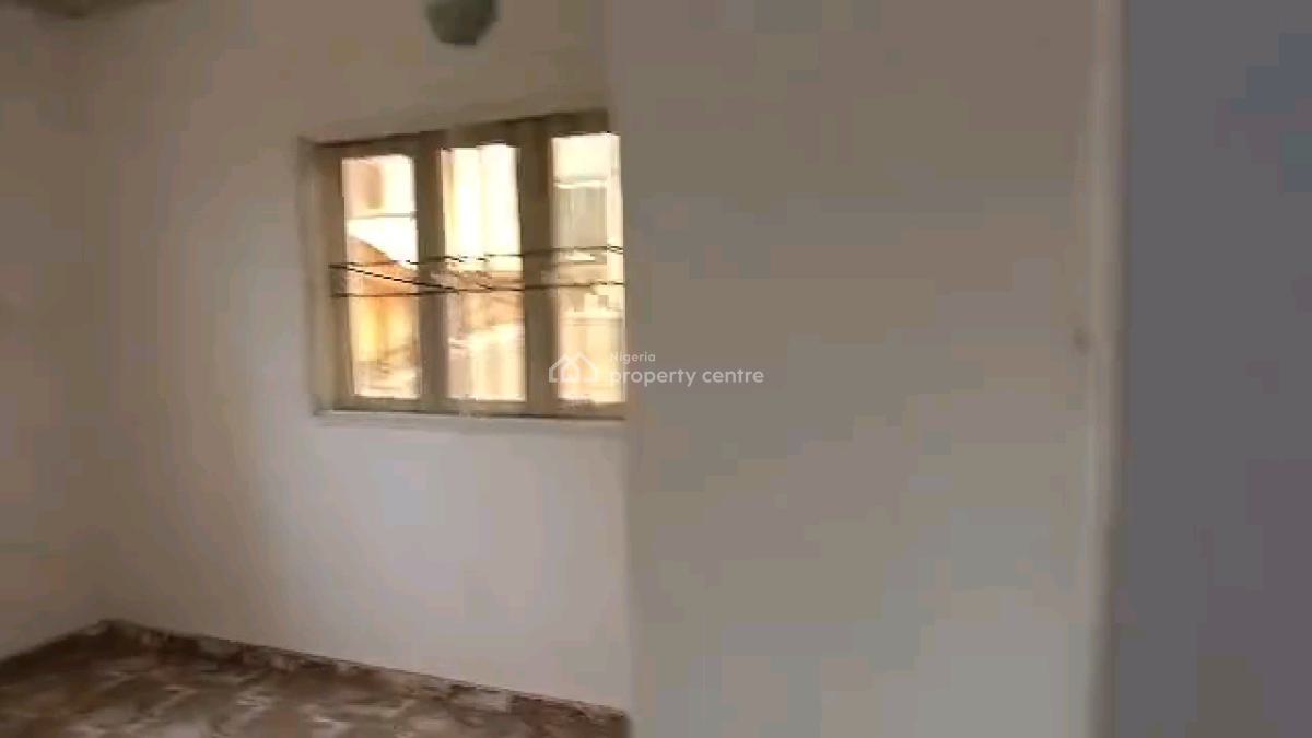 a Very Sharp 3bedroom Flat, Akeem Shopeju Close at Rogo Bus Stop, Obawole, Ogba, Ikeja, Lagos, Flat / Apartment for Rent