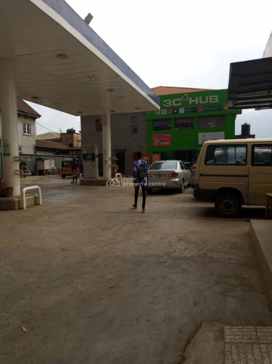 Mobil Filling Station with 6 Pumps, Bakery and a Story Building for, Igando, Alimosho, Lagos, Filling Station for Sale