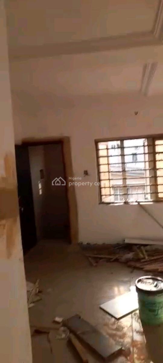 Newly Built Standard and Spacious 3bedroom Flat, Adekunle, Yaba, Lagos, Flat / Apartment for Rent