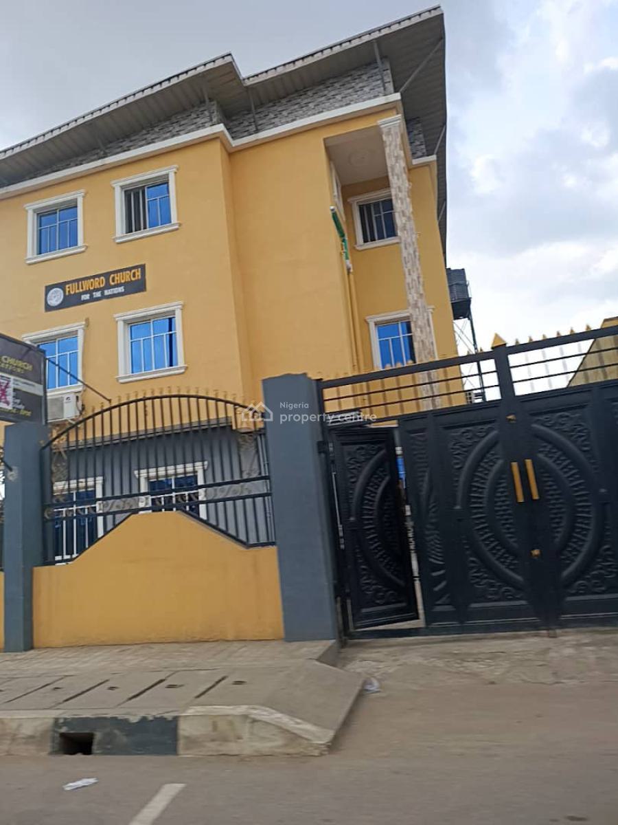 34 Room Hotel  at Mafoluku Oshodi Lagos for S*   *on a Full Plot of, Oshodi, Lagos, Hotel / Guest House for Sale