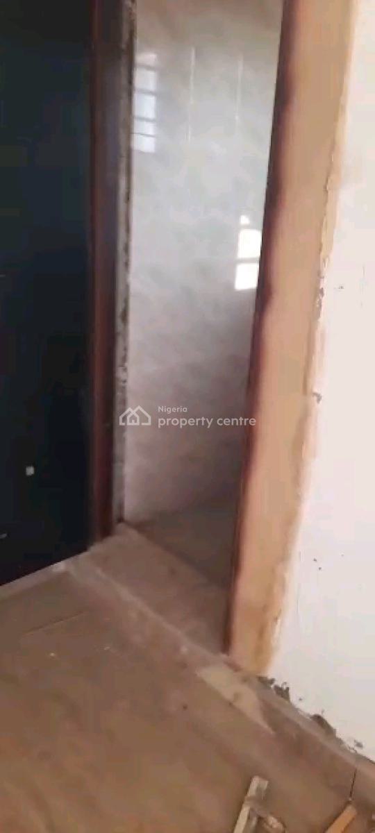 Newly Built Standard and Spacious 3bedroom Flat, Adekunle, Yaba, Lagos, Flat / Apartment for Rent