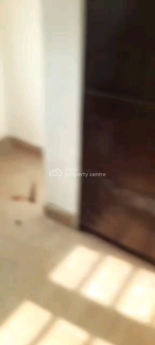 Newly Built Standard and Spacious 3bedroom Flat, Adekunle, Yaba, Lagos, Flat / Apartment for Rent