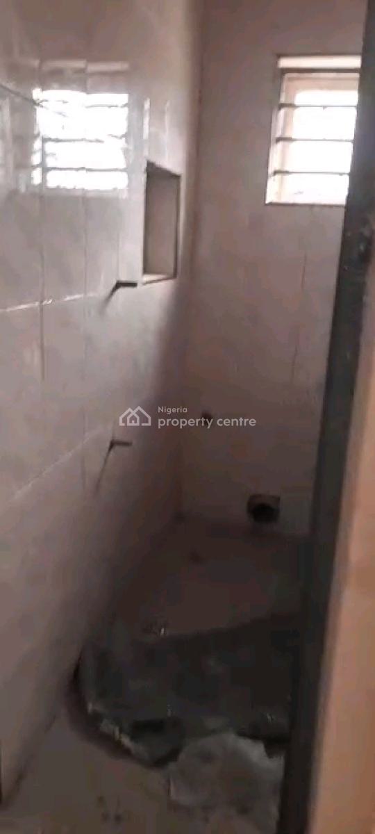 Newly Built Standard and Spacious 3bedroom Flat, Adekunle, Yaba, Lagos, Flat / Apartment for Rent