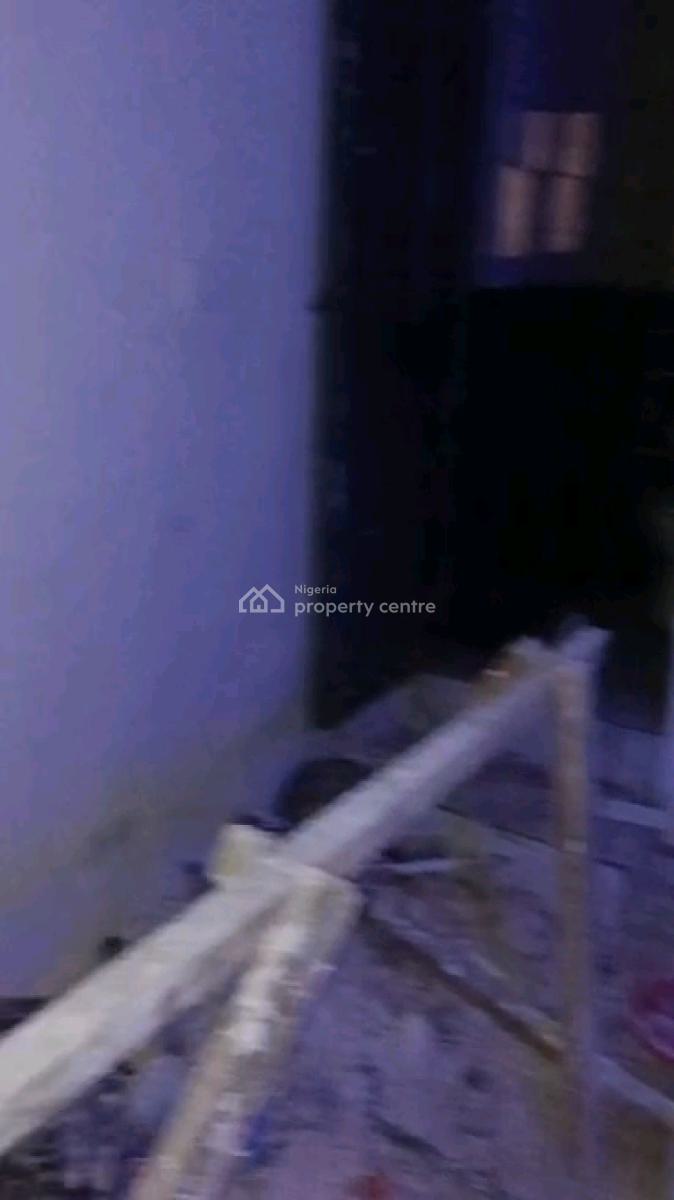 a Spacious Room Self at Adekunle Yaba, Adekunle, Yaba, Lagos, Self Contain (single Rooms) for Rent