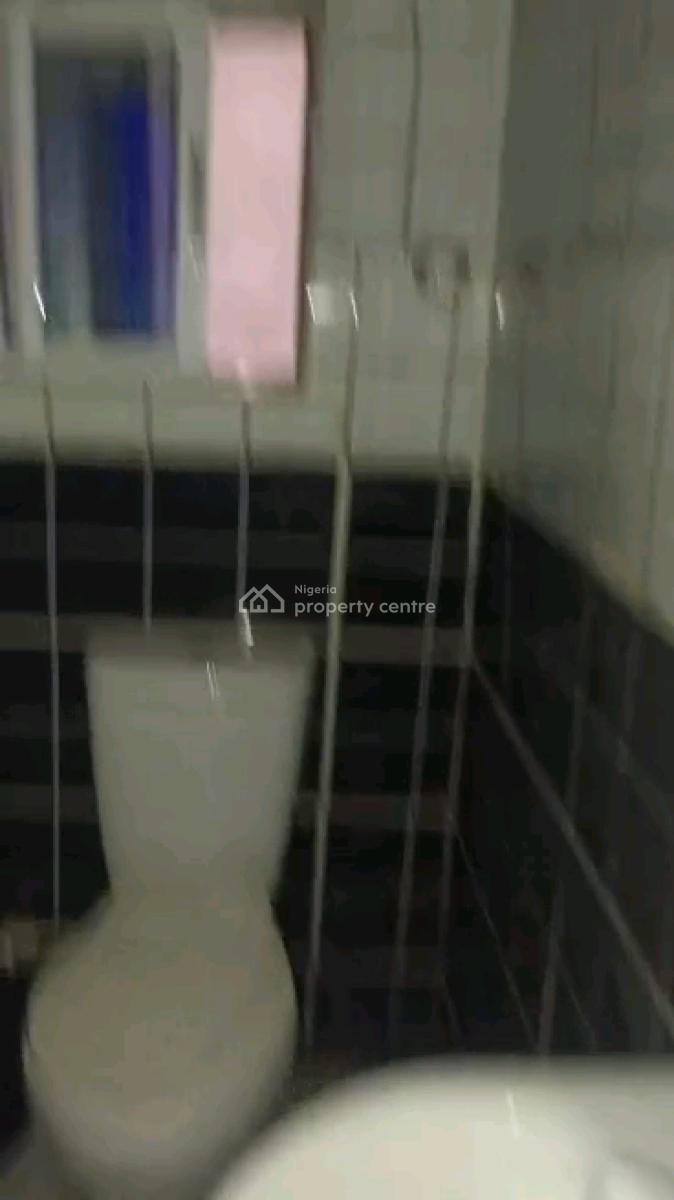 a Spacious Room Self at Adekunle Yaba, Adekunle, Yaba, Lagos, Self Contain (single Rooms) for Rent