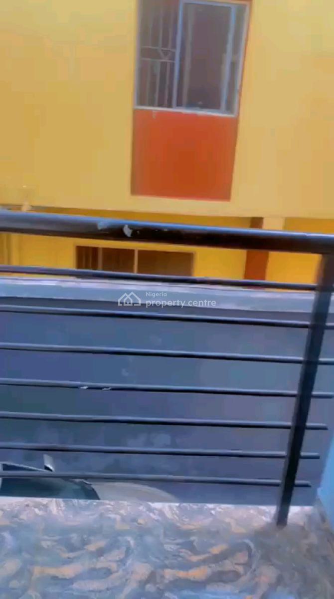 Neatly Use Spacious and Standard Very Decent Mini Flat, Shomolu, Lagos, Mini Flat (room and Parlour) for Rent