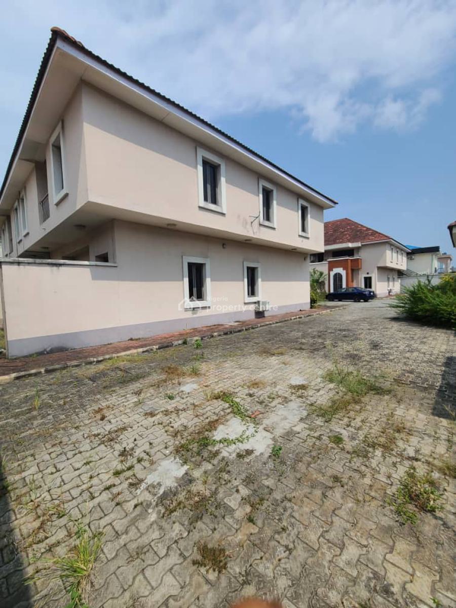 4 Units of 3 Bedroom Apartment with 2 Bq, Self Compound , and Pool, Lekki Phase 1, Lekki, Lagos, House for Rent