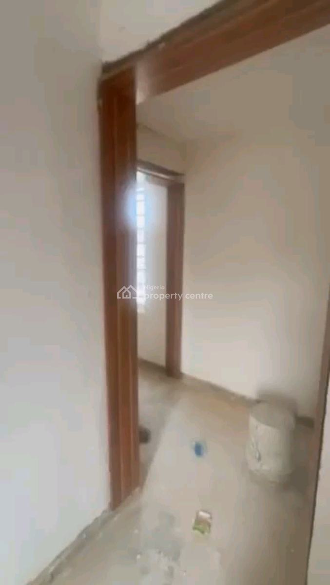 Executive and Standard Two (2) Bedrooms Duplex, Off Market Street, Shomolu, Lagos, Detached Duplex for Rent