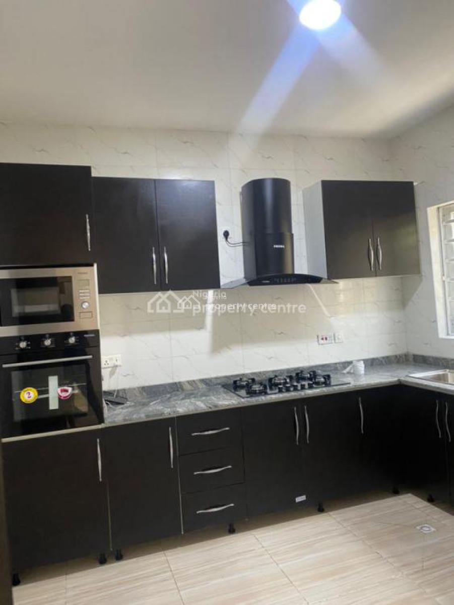 4 Bedroom Semi Detached with Exciting Facilities, Bella Court, Alma Beach Estate, Along Coastal Highway, Ikate Elegushi, Lekki, Lagos, Semi-detached Duplex for Rent