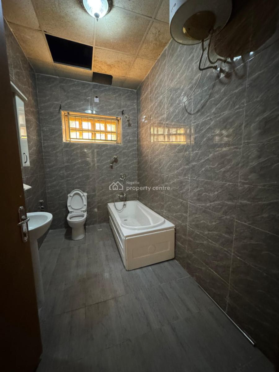 Fully Serviced 3 Bedroom Flat with Bq, Pool & Gen, Maitama District, Abuja, Flat / Apartment for Rent