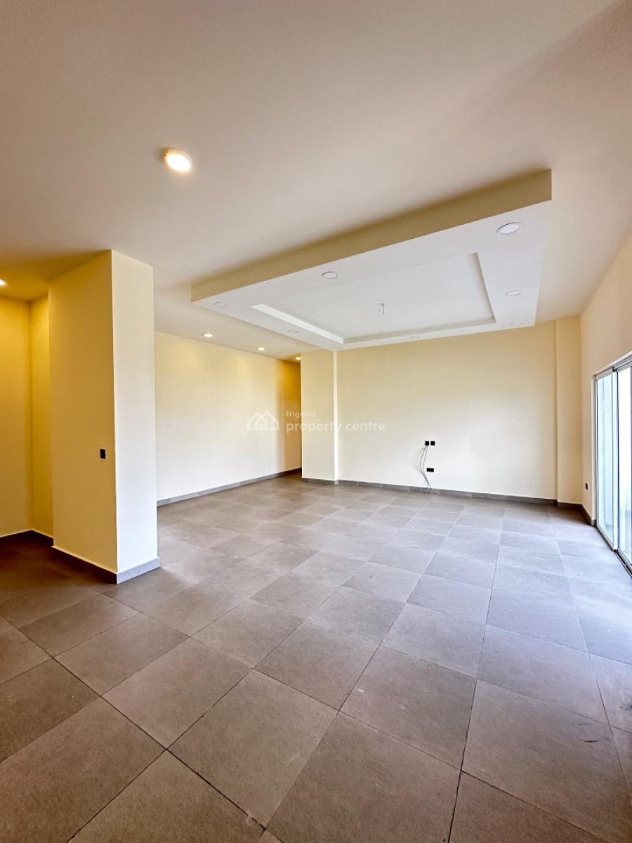 Aesthetically Pleasing 3 Bedroom Serviced Apartment with Pool, Gym, Bq, Features Aesthetically Pleasing Views, Very Therapeutic, Victoria Island (vi), Lagos, Block of Flats for Sale