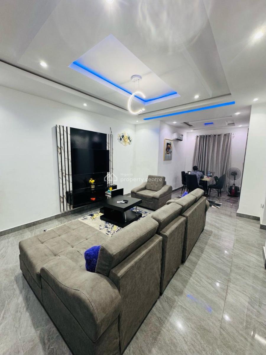 Luxury 3 Bedroom with Pool, Gym and Outdoor Snooker, Oba Dosumu, Ikeja Gra, Ikeja, Lagos, Flat / Apartment Short Let