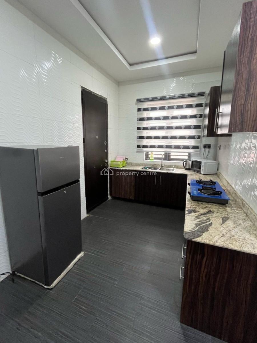 Luxury 3 Bedroom with Pool, Gym and Outdoor Snooker, Oba Dosumu, Ikeja Gra, Ikeja, Lagos, Flat / Apartment Short Let